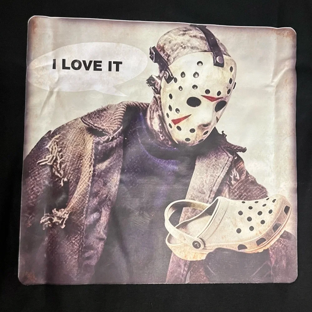 Jason Voorhees "I Love It" Funny Horror Movie Crocs T-Shirt 100% Cotton XL NWOT - Picture 3 of 5